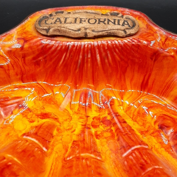 Vintage Treasure Craft California Shell Dish Ashtray Smug Pottery Drip Glaze - Picture 2 of 9